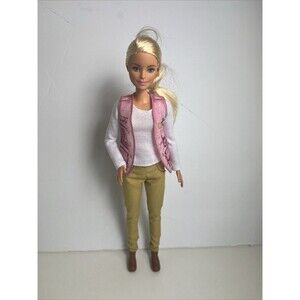 Barbie 2018 National Geographic Entomologist Blonde Doll 11”  No Camera